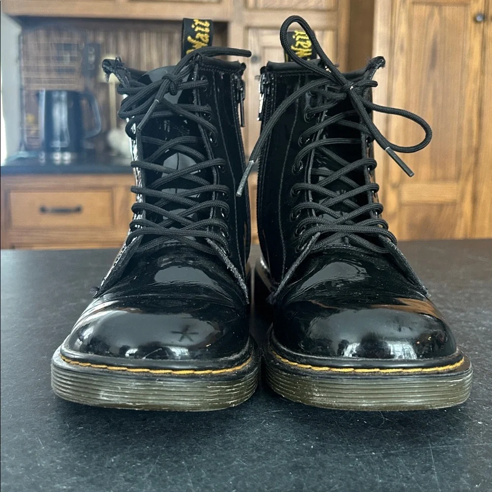 Dr Martens 1460‎ Patent Leather Boots Kids Size 3